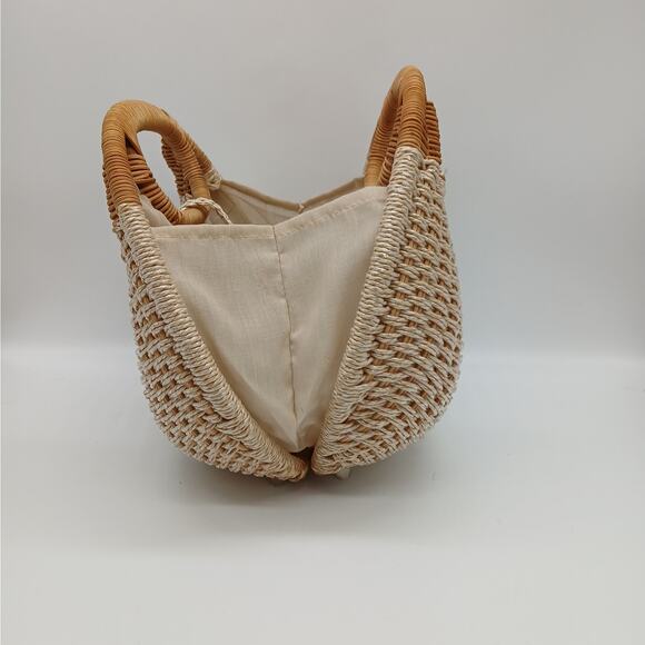 Straw Studios Hand Made Straw Handbag Shell Shape Boho Beach Resort Vacation - Picture 8 of 8